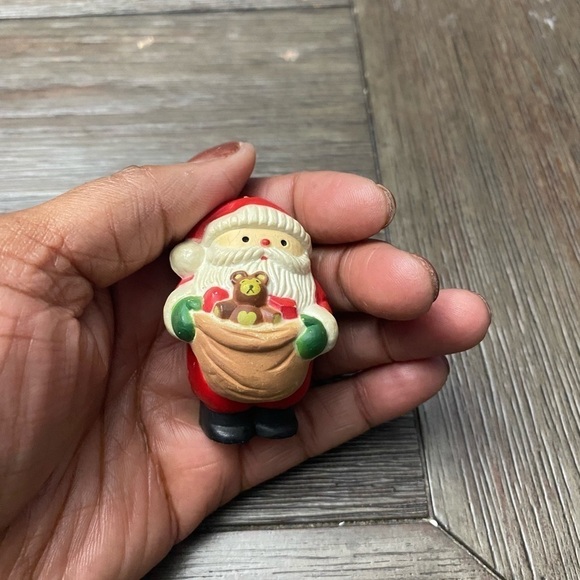 Vintage Christmas wooden Santa w/ sack and bear tree ornament - Picture 4 of 4